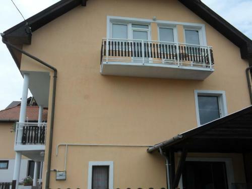 Friends Villa Apartments