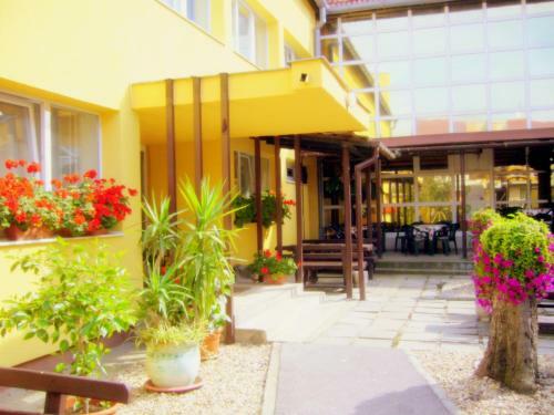 Botax Motel