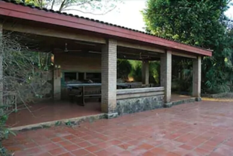 Hotel El Le�ador