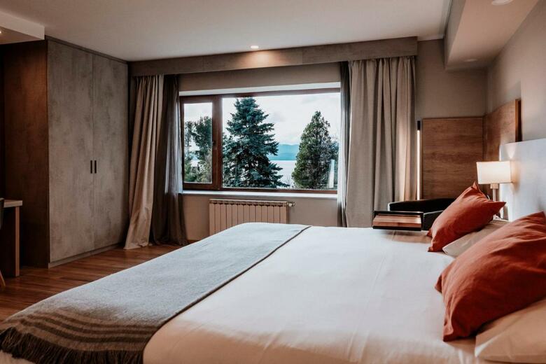 Basia Hotel & Sushi
