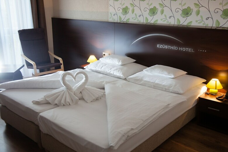 Ez�sthid Hotel
