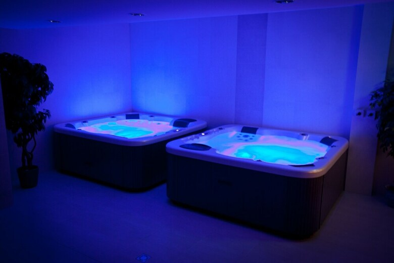 Ez�sthid Hotel