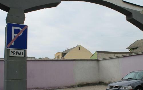 Bed & Breakfast Kir�ly Panzi�