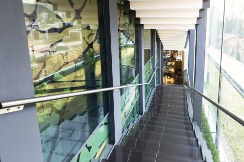 Hotel Zena Beauty & Shopping Center