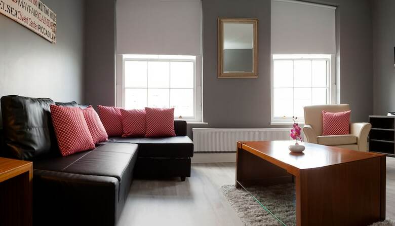 Hostal Clifden House