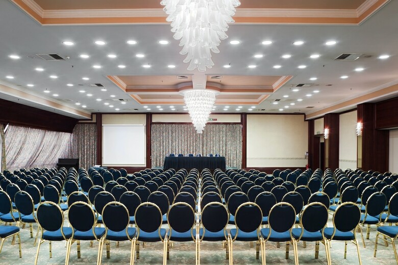 Hotel Holiday Inn Skopje