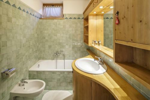 Apartamento Villa Ronco - Stayincortina