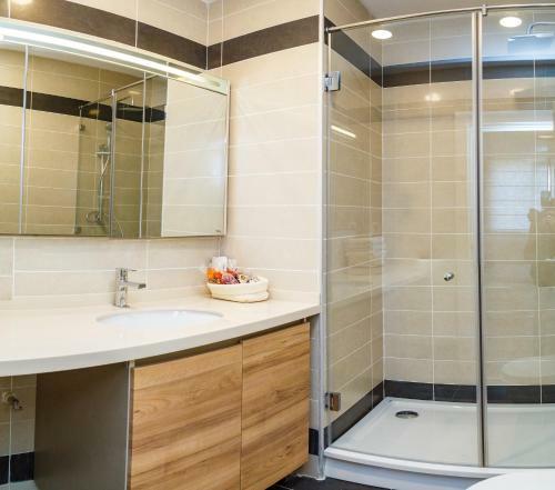 Apartamento Bishkek Park Residence