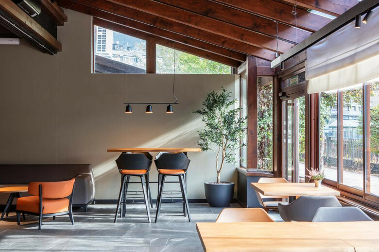 Acta Arthotel