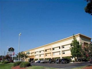 Hotel La Quinta Savannah Southside