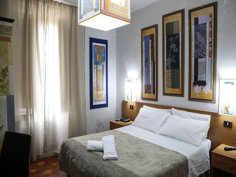Hotel Roma Room