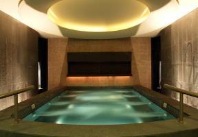 Hotel Renaissance Wuhan