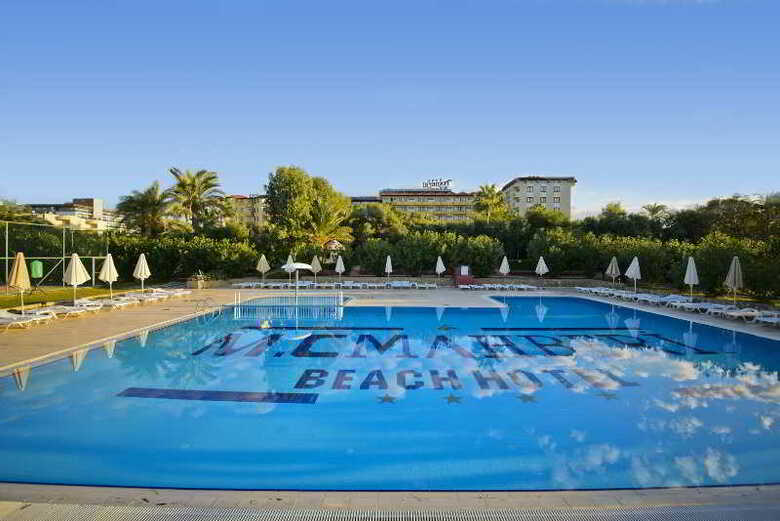 Mc Mahberi Beach Hotel