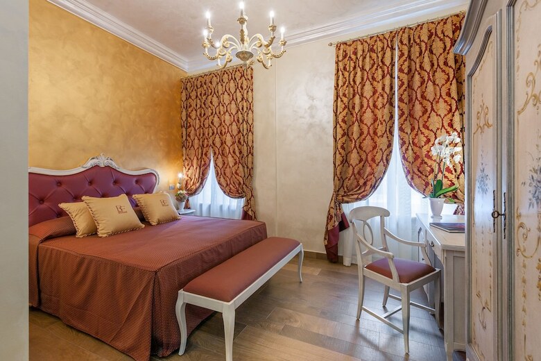 Hostal Relais Empire