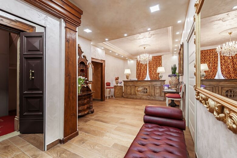 Hostal Relais Empire