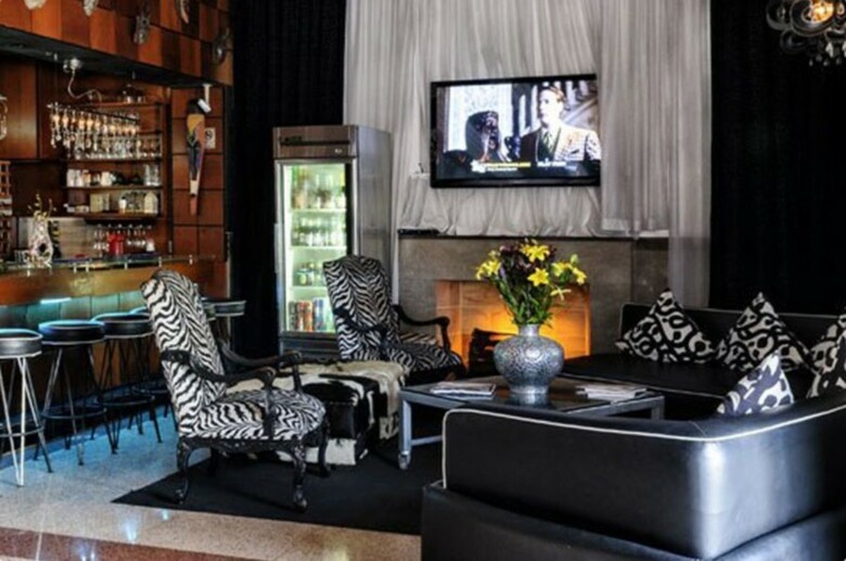 Chesterfield Hotel Suites & Day Spa