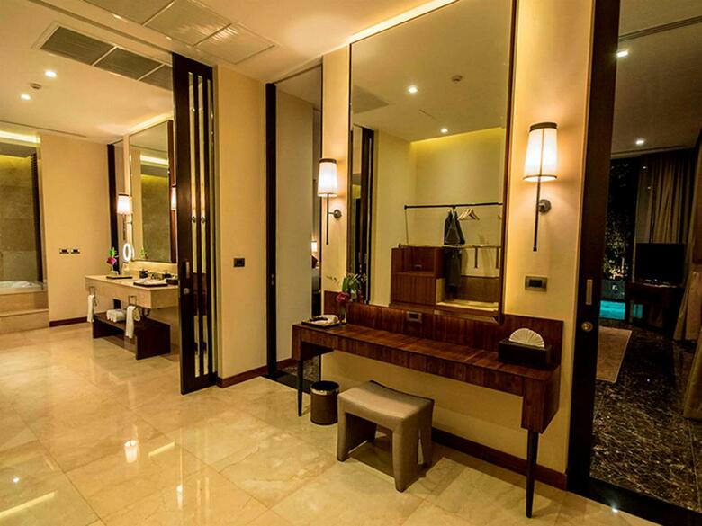 Hotel V Villas Hua Hin