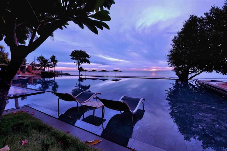 Hotel V Villas Hua Hin
