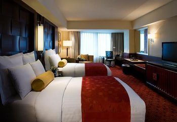Hotel Marriott City Wall