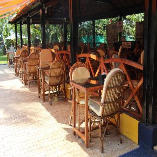 Hotel Santana Beach Resort