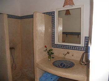 Hotel Riad Ineslisa