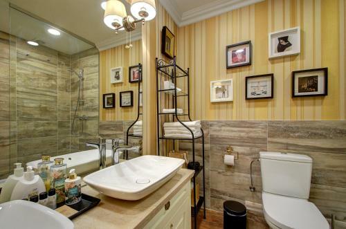 German18-3a Luxury Vilnius Apartment
