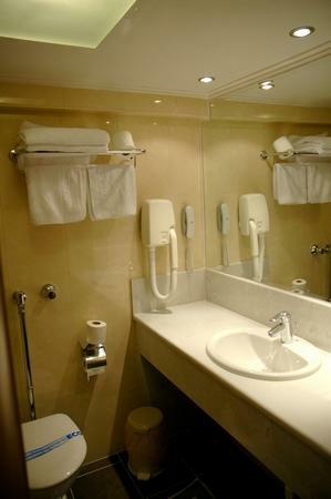 Hotel Triton