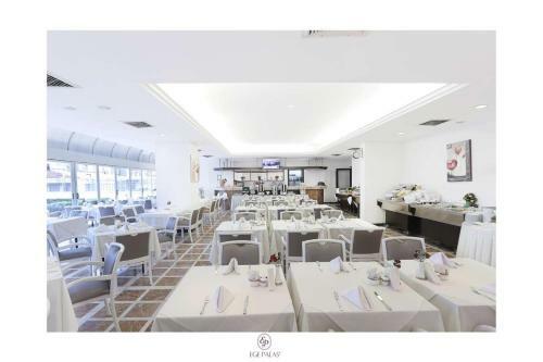Ege Palas Hotel