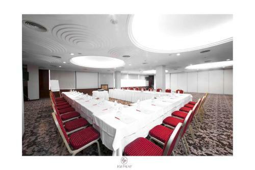 Ege Palas Hotel