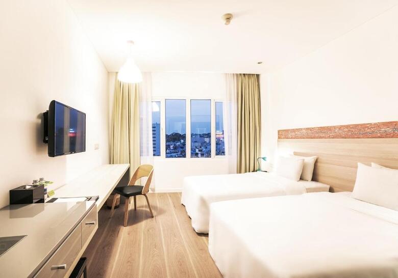 Hotel Que Huong Liberty 3