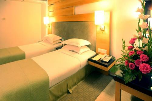 Hotel Peninsula Grand