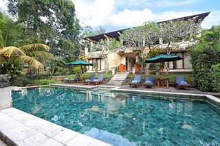 Hotel Bhanuswari Resort & Spa