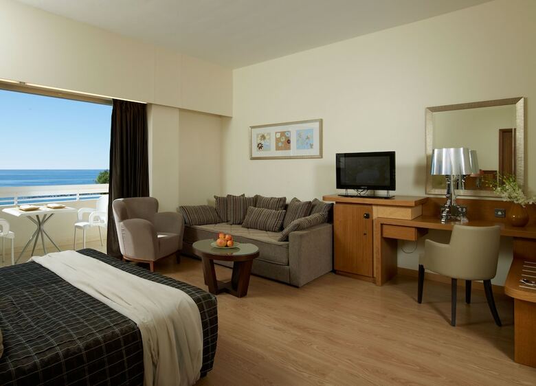Hotel Atlantica Miramare Beach