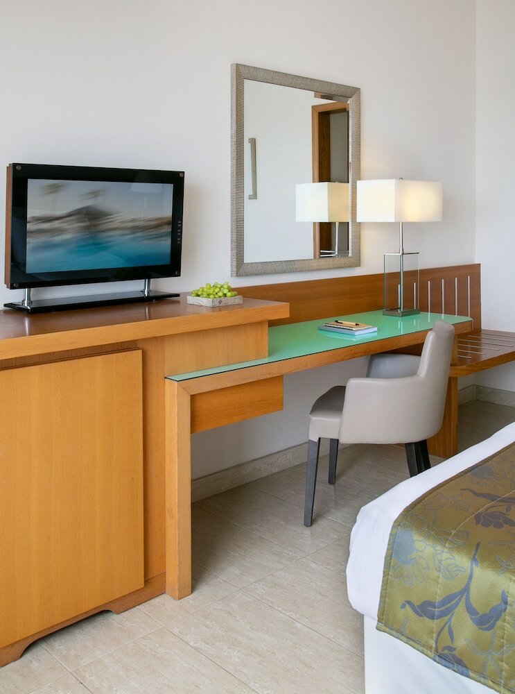Hotel Atlantica Miramare Beach