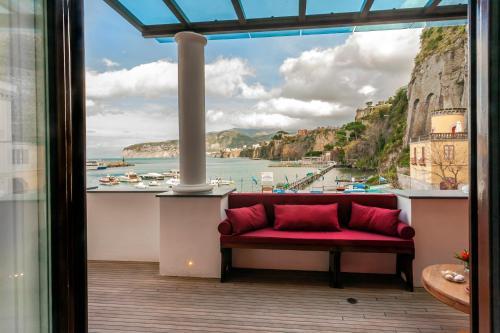 Yacht Club Capo Cervo Suites B&B
