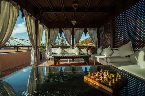 Riad Nasreen