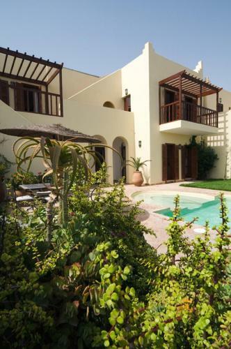 Bed & Breakfast Rebali Riads