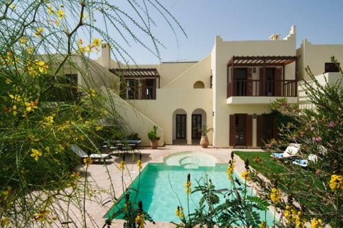 Bed & Breakfast Rebali Riads