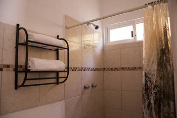 La Casona Hotel Y Hostel