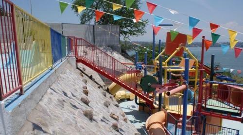 Casa En Tequesquitengo, Morelos-m�xico. Disfruta, Vive.