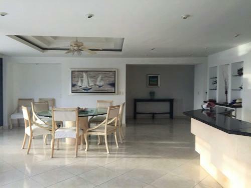 Apartamento Pent House Condo In Acapulco