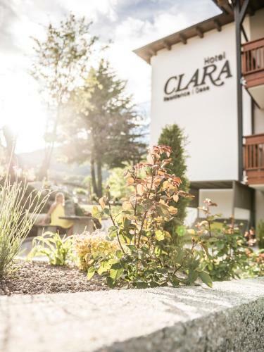 Hotel Clara