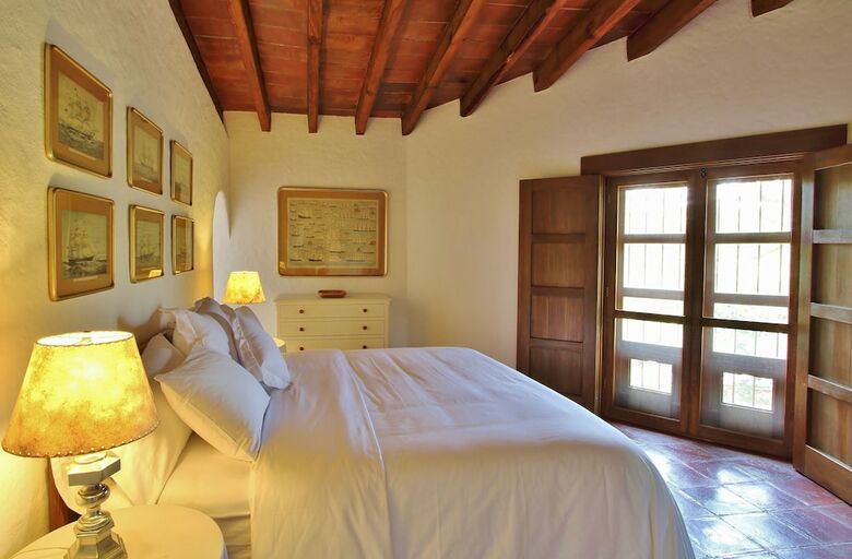 Hotel Amomoxtli