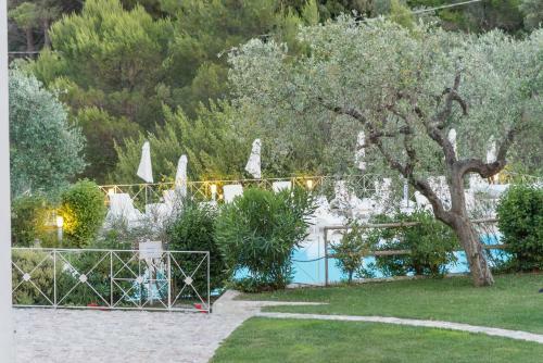 Baia Dei Mergoli Hotel