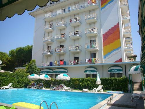 Hotel Maxi Heron