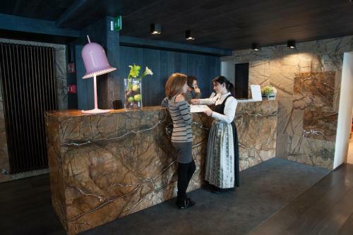 Alexander Charme Hotel
