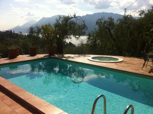 Villa's Apartments With Enchanting Lake View