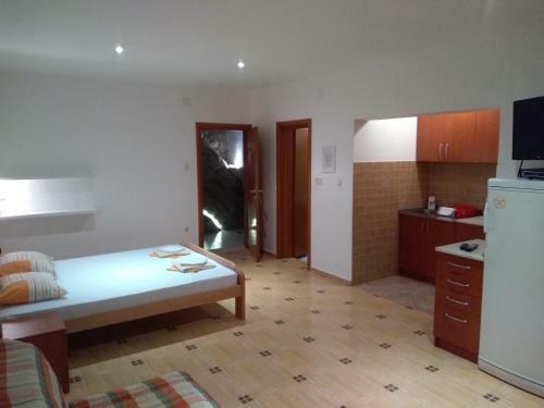 Apartments Villa ?u?uk