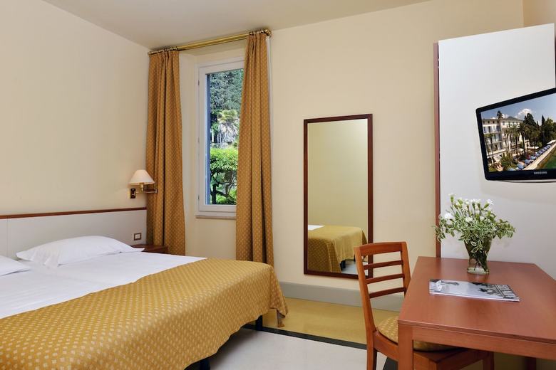 Hotel Monte Baldo E Villa Acquarone
