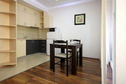Kvin2 Apartments
